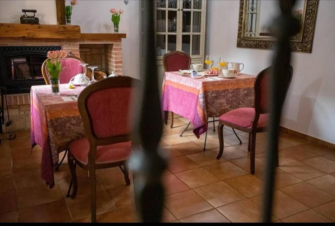 Hotel Rural En Las Cascadas De Tobera Buitenkant foto